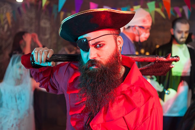 Halloween Costume Beard Grooming Tips to Keep Facial Hair in Style