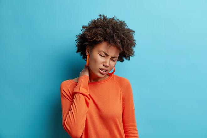 Preventing Shoulder and Upper Back Injuries for Hair Professionals