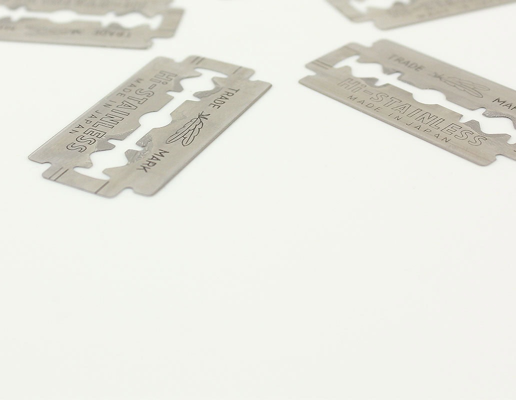 Double Edge Safety Blades Collection Promo