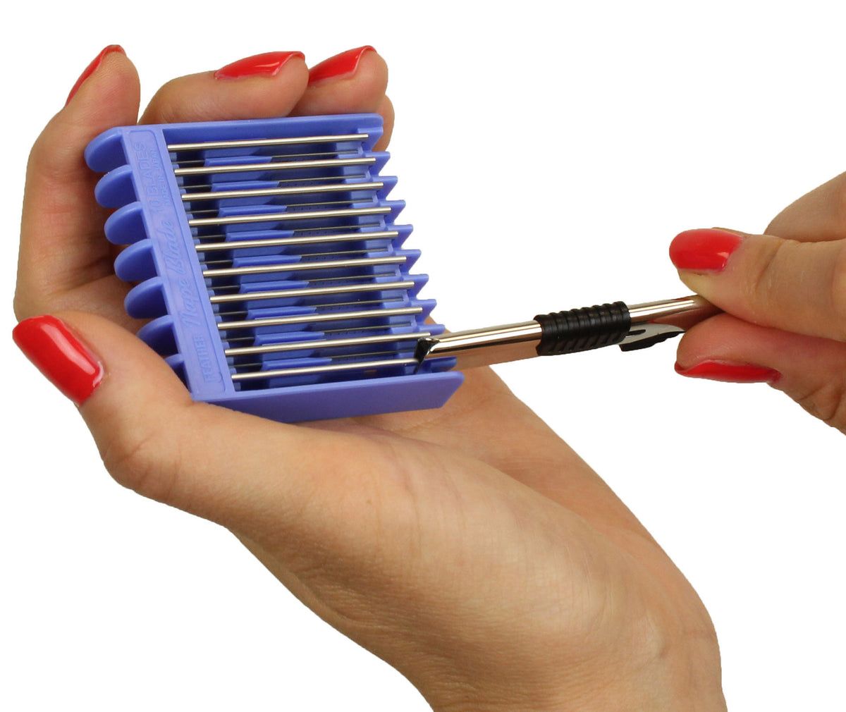 How to insert Feather Nape and Body Razor Blades