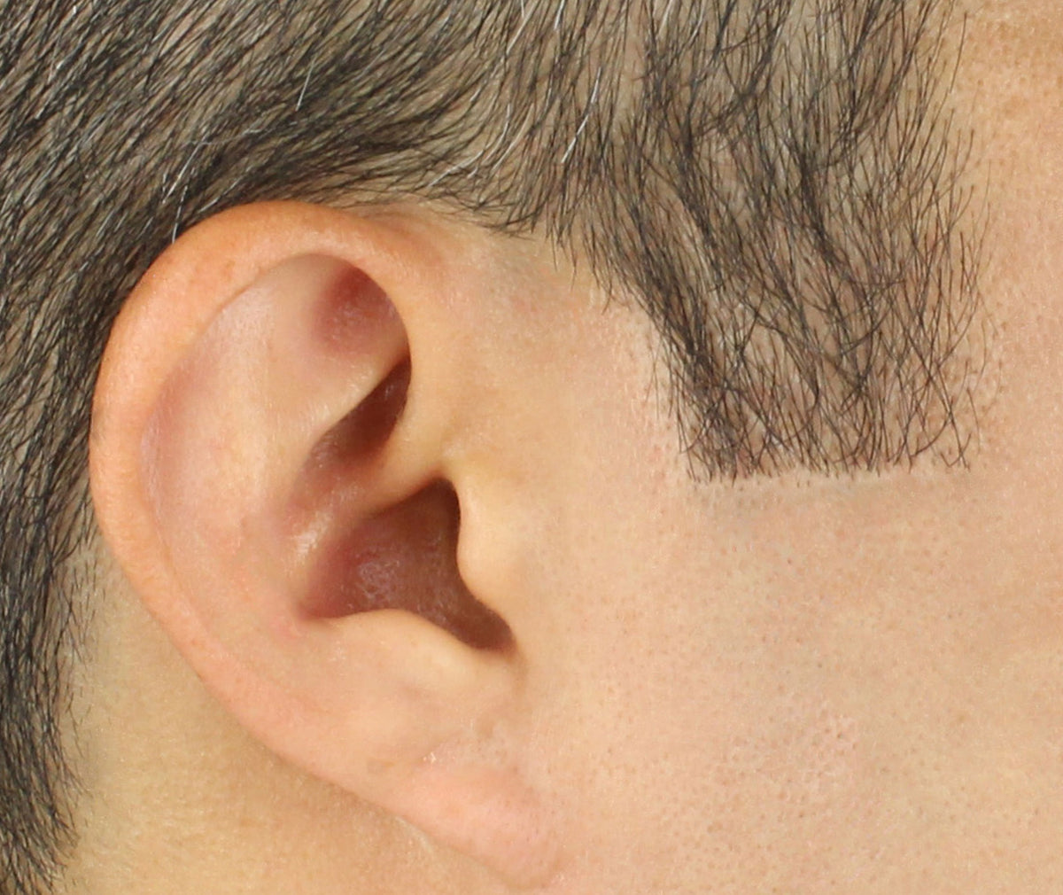 Feather Nape and Body Razor sideburn shaving