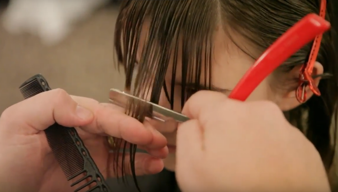 Gerard Scarpaci - Women's Medium Length Haircut with a Plier Razor