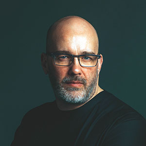 Russell Mayes headshot