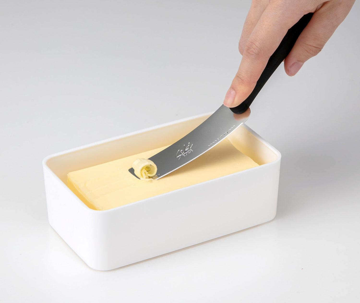 Seki Edge Butter Peeler and Knife SJ-K380 - peeling butter