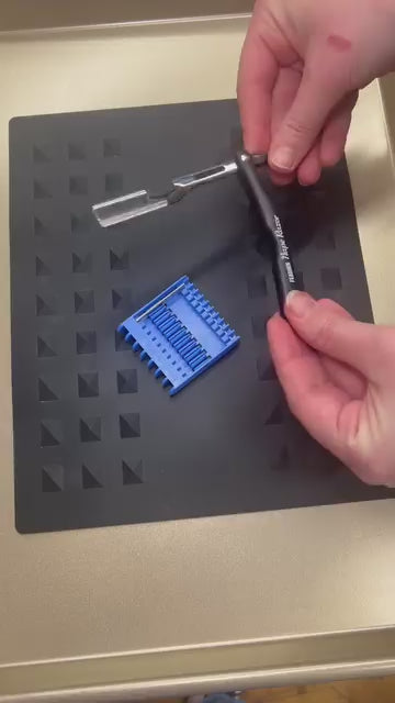 Feather Nape & Body Razor - Instagram Video 